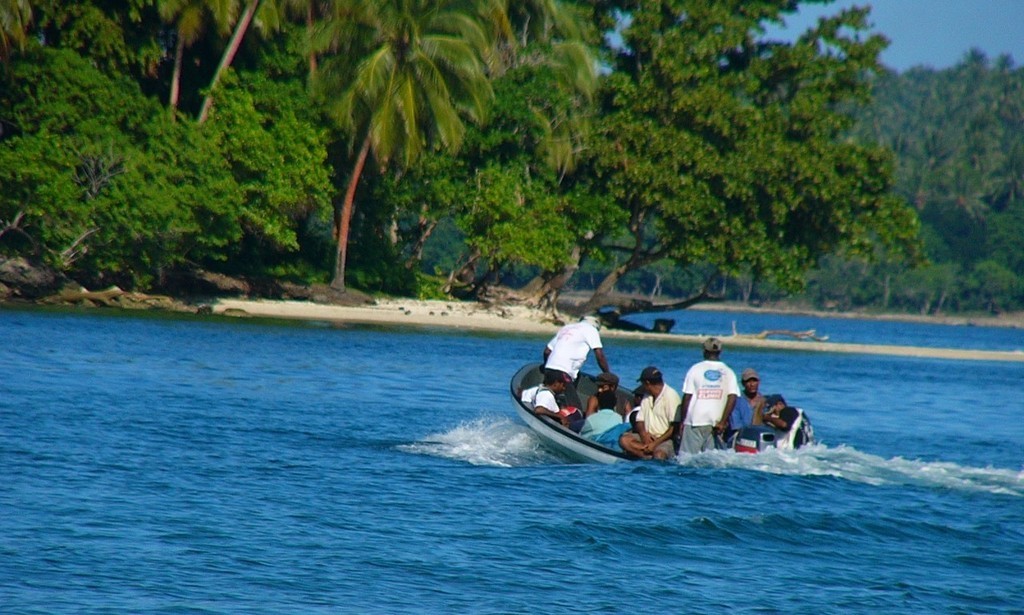 Water taxi to Karkar Island  &copy; OceansWatch www.oceanswatch.org